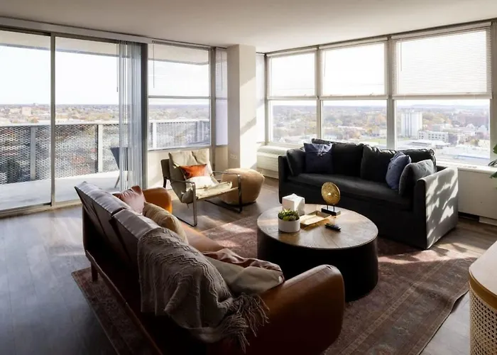Cozysuites 800 Tower 2Br With Gym! 33
