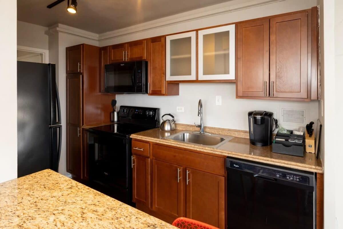 Cozysuites 800 Tower 2br With Gym! 33 * Louisville-Jefferson County