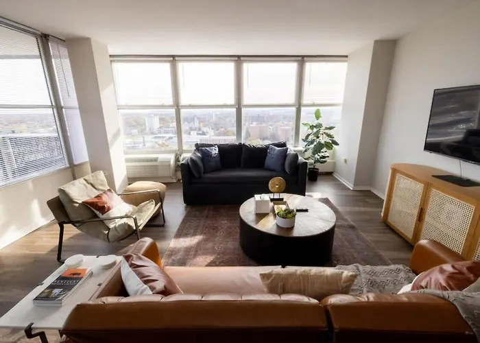 Cozysuites 800 Tower 2Br With Gym! 33